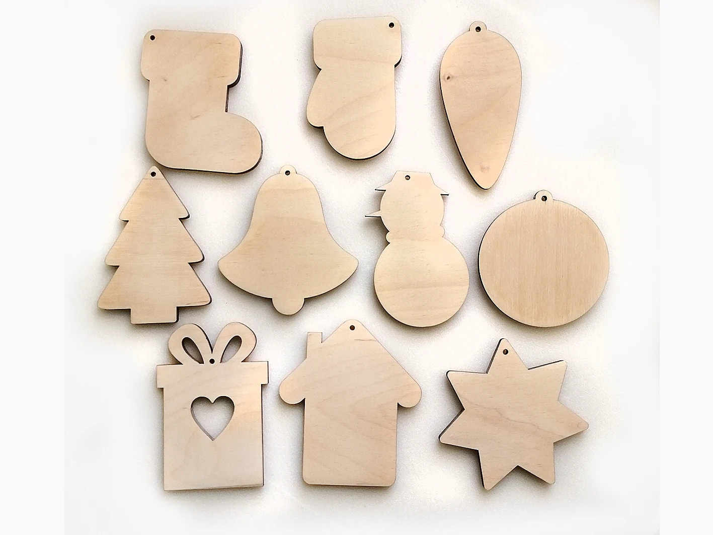 ёлочные игрушки из мдф заготовка. заготовки для декорирования шар mr carving. набор новогодних шаров розовый. елочные заготовки. новогодний шар заготовка.