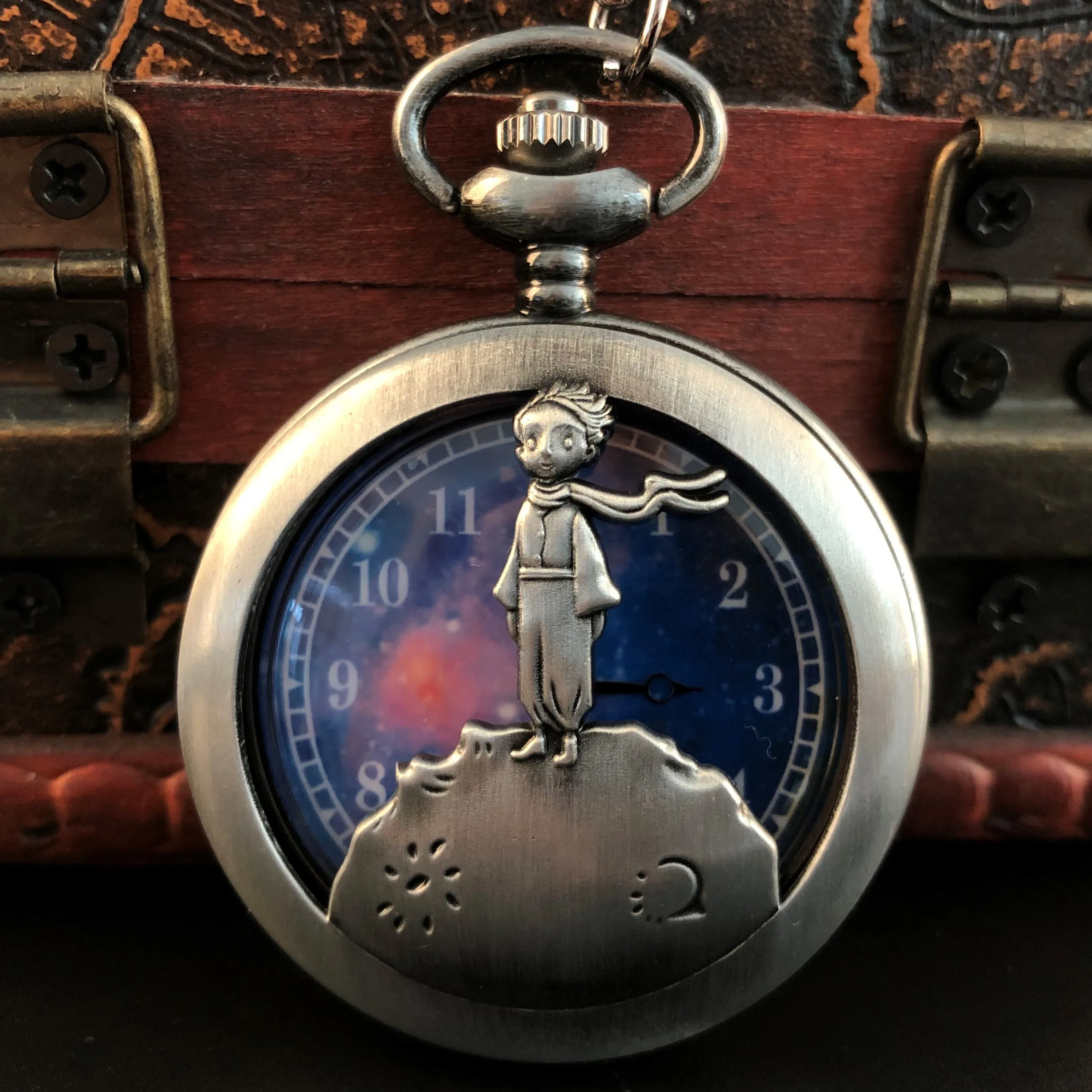 Классические Серые кварцевые карманные