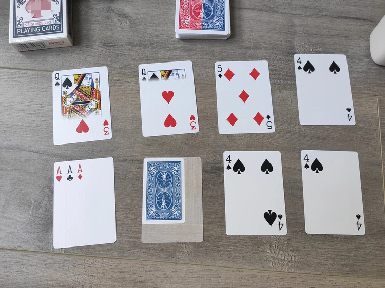 1 колода 52 оттенка красного V3 от Shin Card волшебные фокусы крупным планом