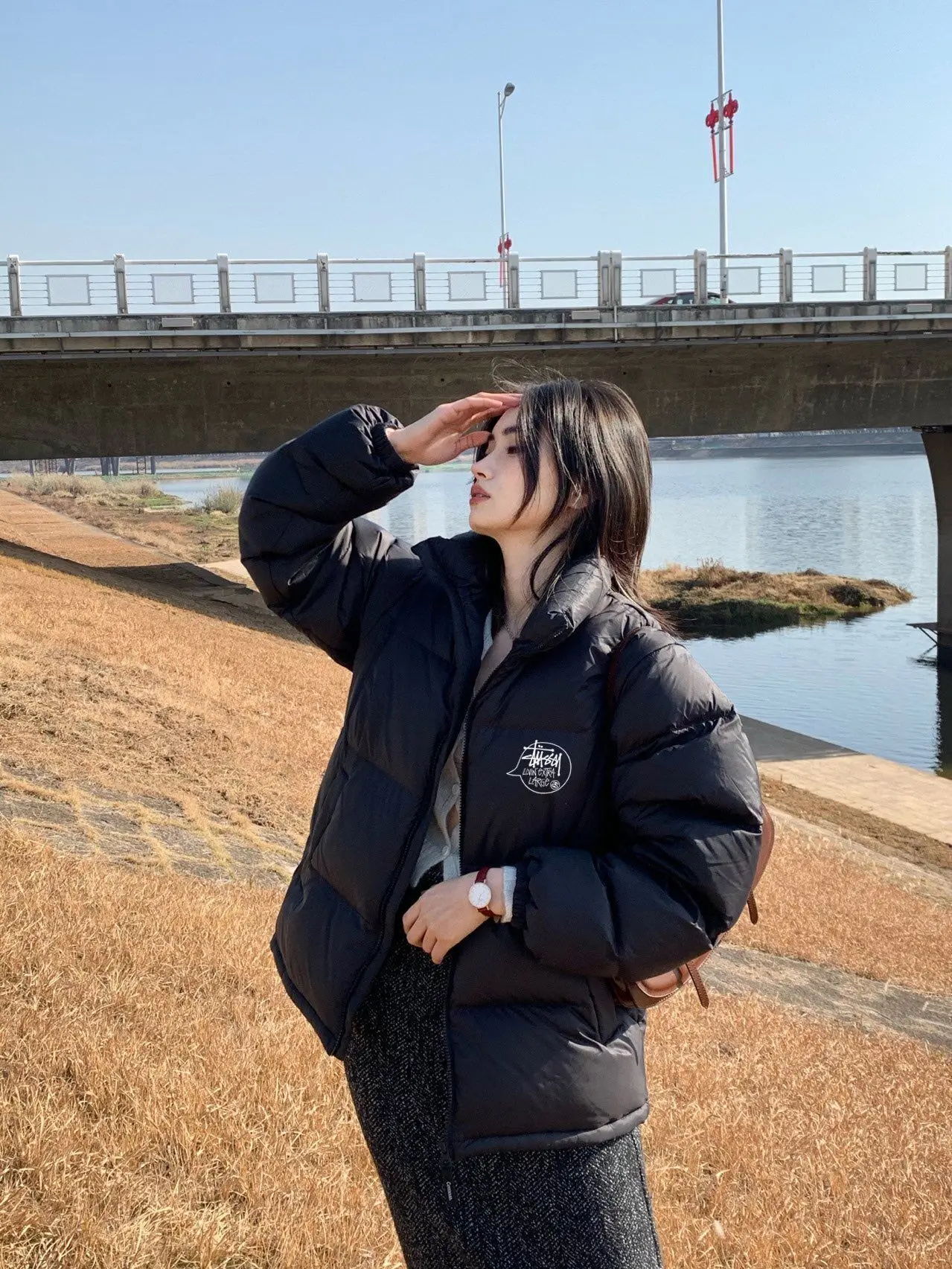 Stusey Зимняя свободная толстая куртка с двойной молнией пушистая теплая