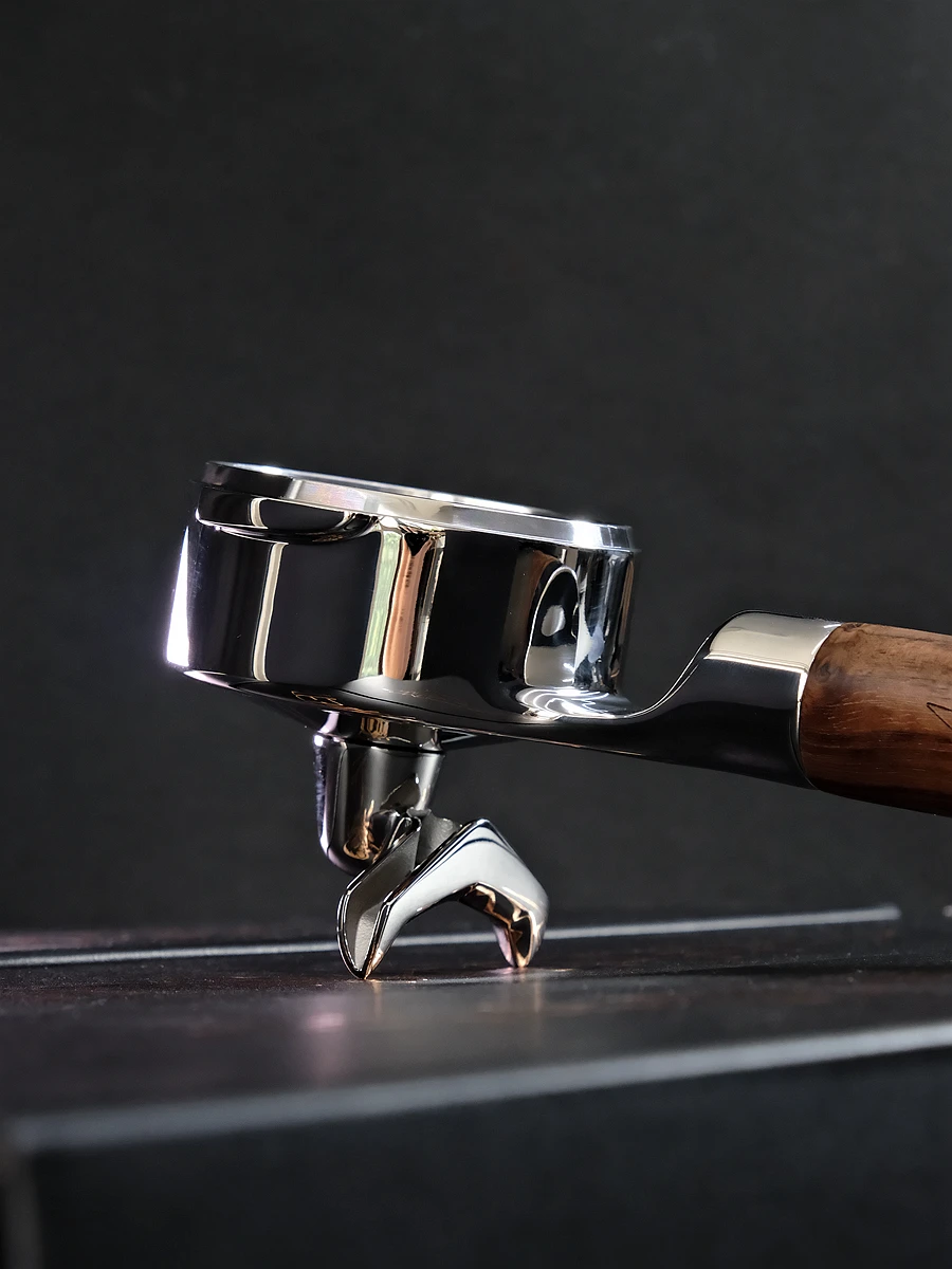 

MisChief Портафильтр с ручкой из ореха E61 58 мм