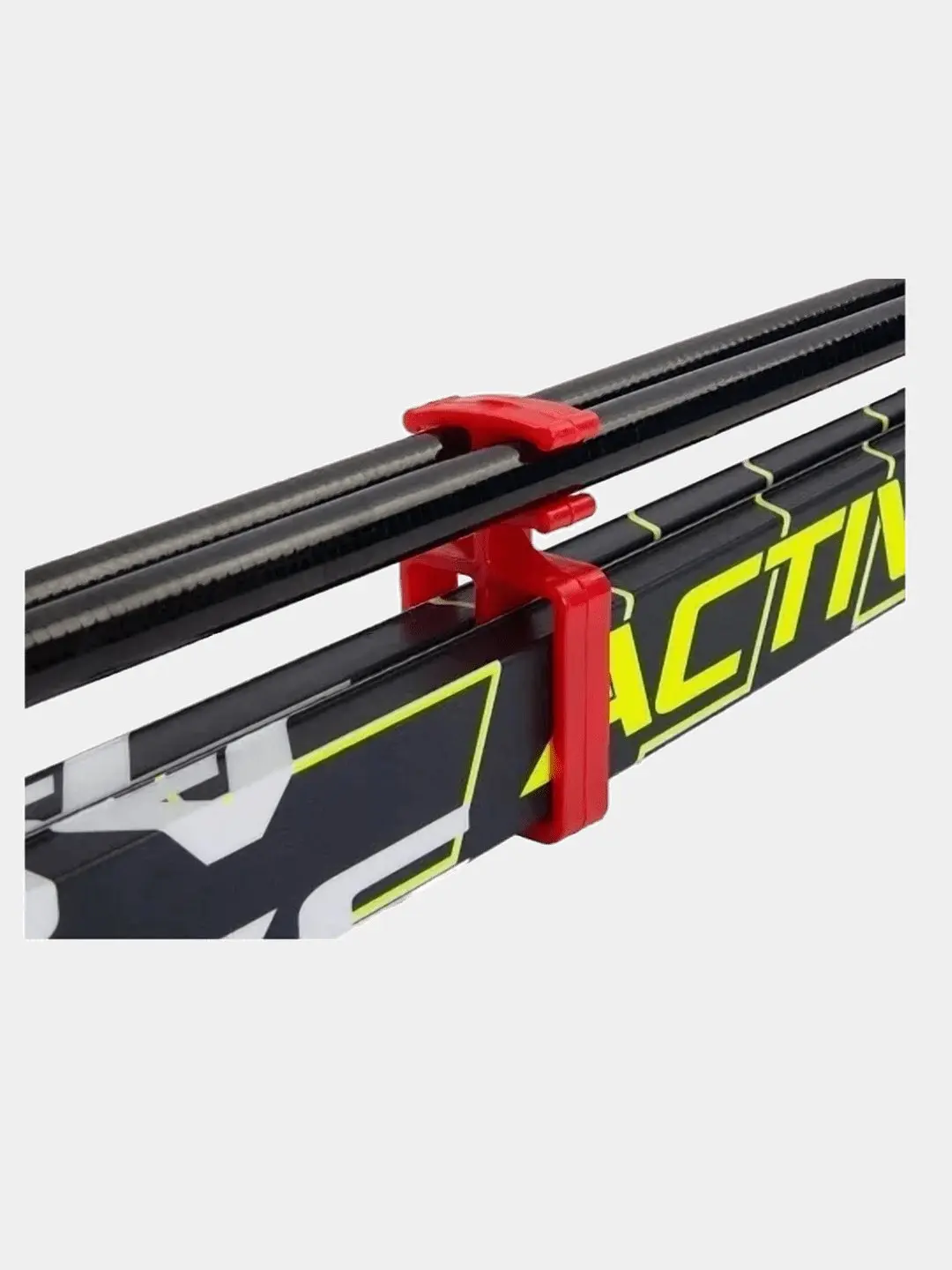 Держатели для переноски лыж. Держатель для беговых лыж. Лапки для лыжных палок 15 мм. Держатель-фиксатор trek для лыжных комплектов. Держатели для переноски лыж.