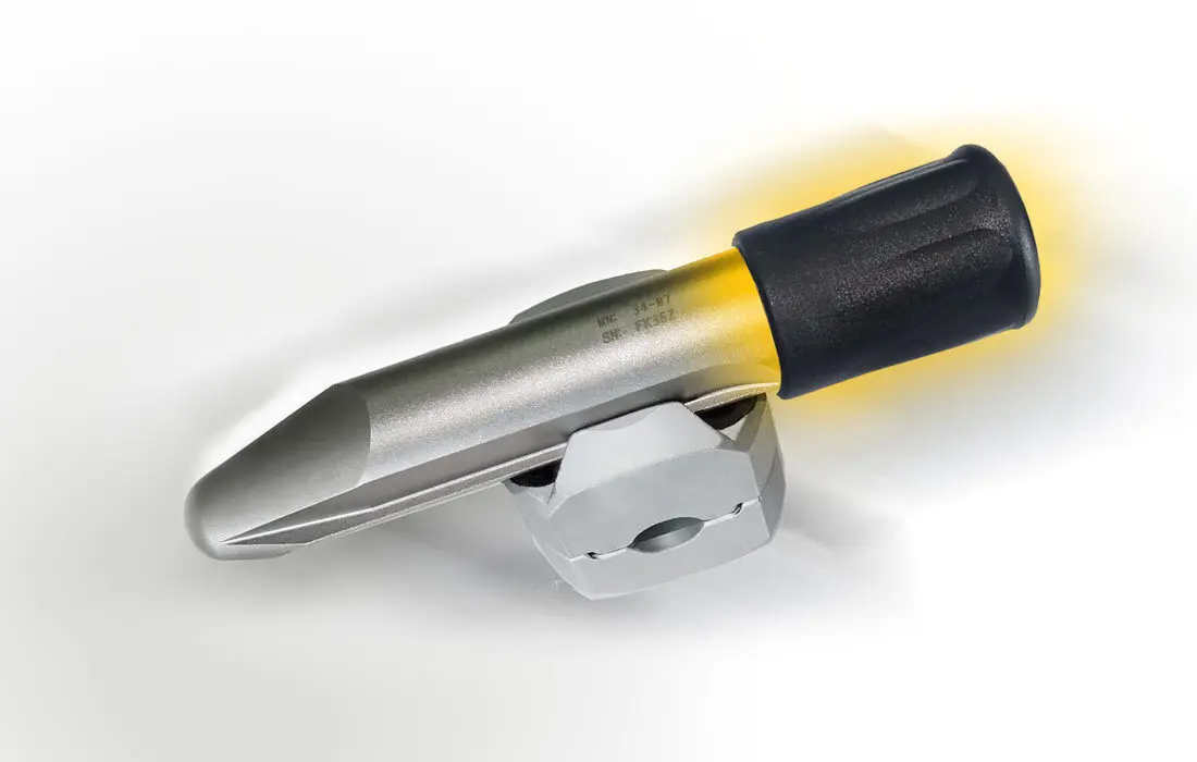 Гарант блок люкс замок на рулевой вал. Замок рулевого вала гарант блок люкс. Гарант блок люкс. E/f. Гарант люкс блокиратор рулевого вала.