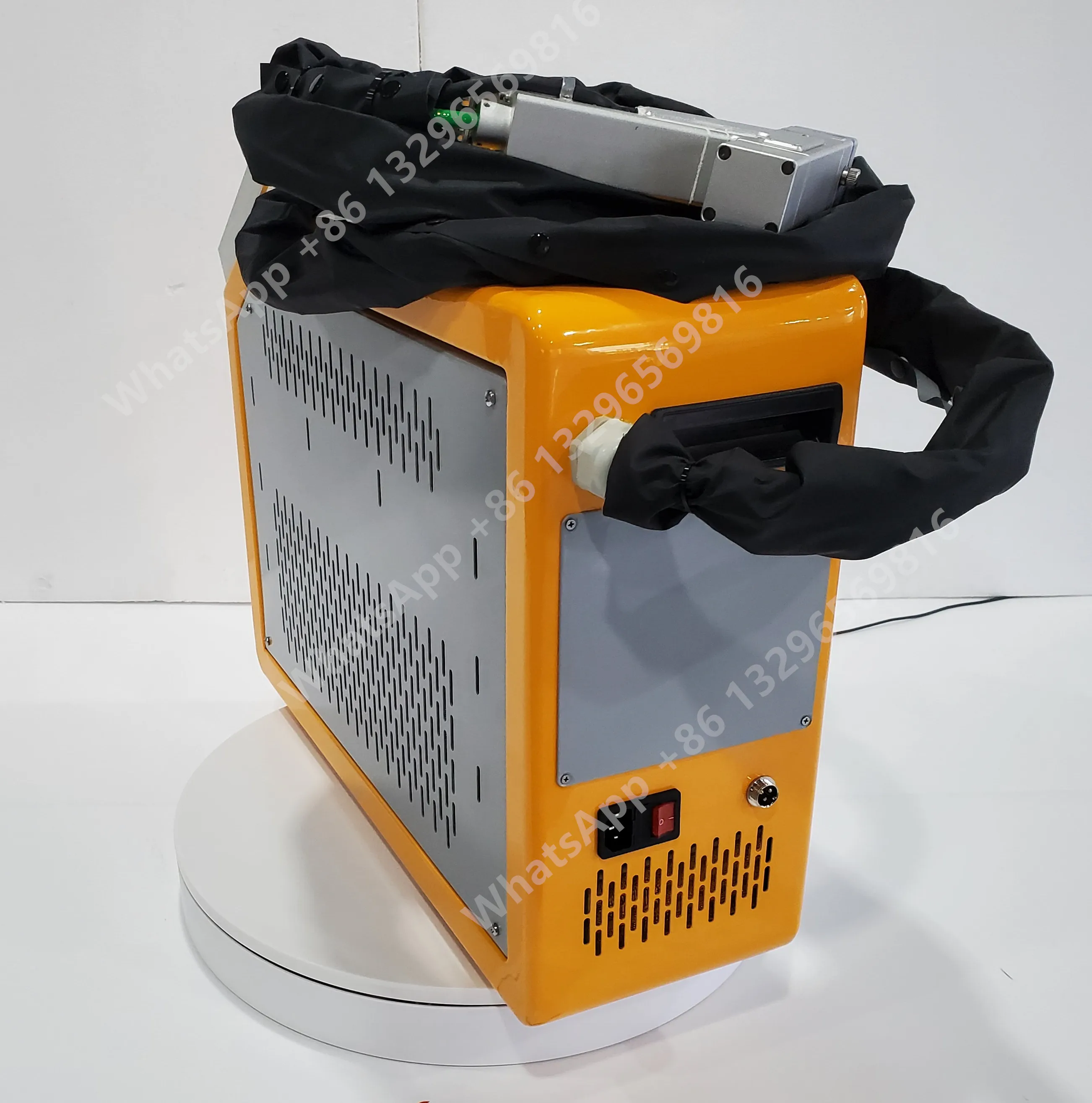 Аппарат для лазерной сварки металла нержавеющая сталь 300 Вт |