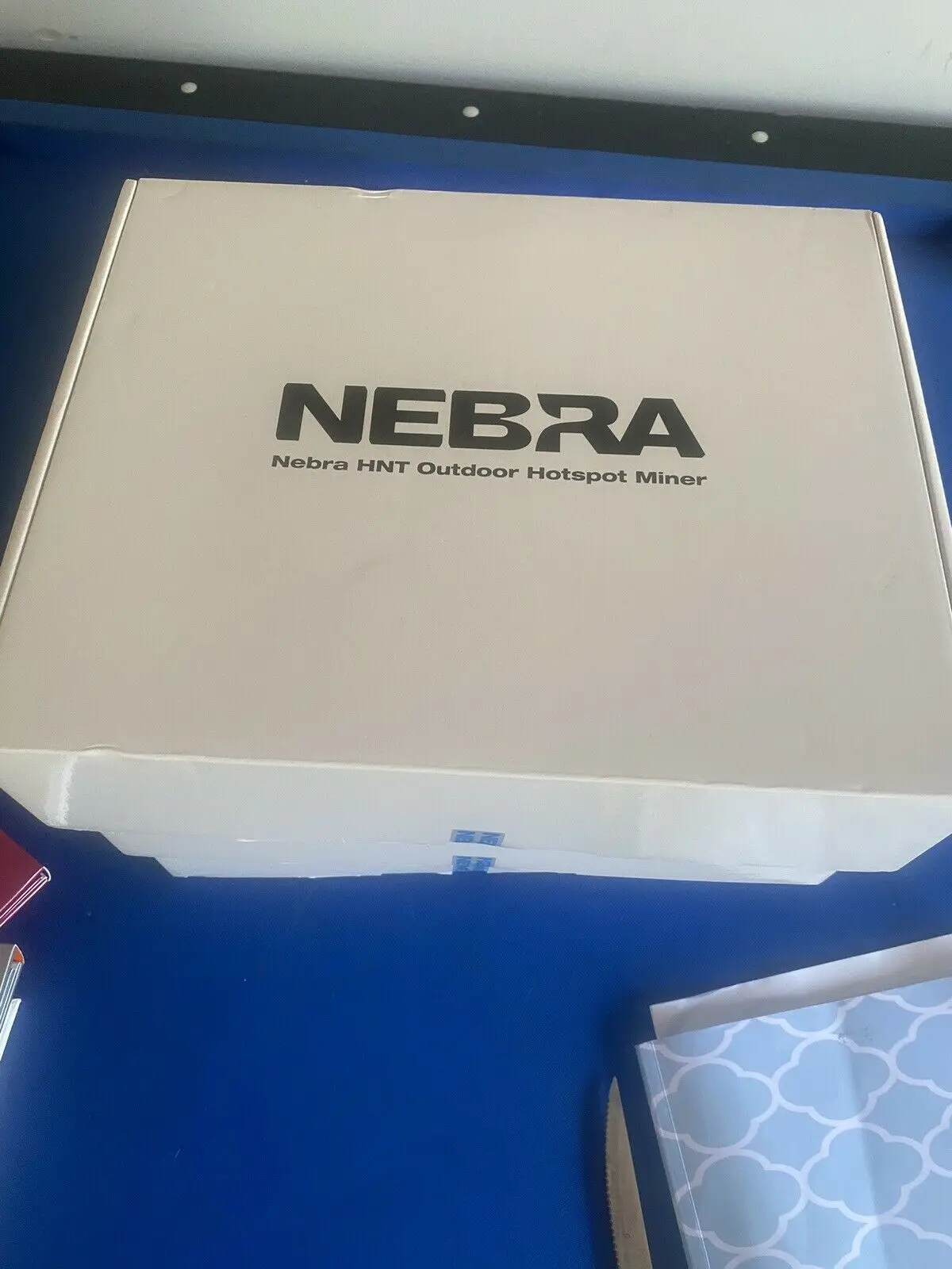 

G1...бесплатная доставка, совершенно новый NEBRA открытый гелиевый HOTSPOT MINER US,CAN915/UKEU868 в наличии