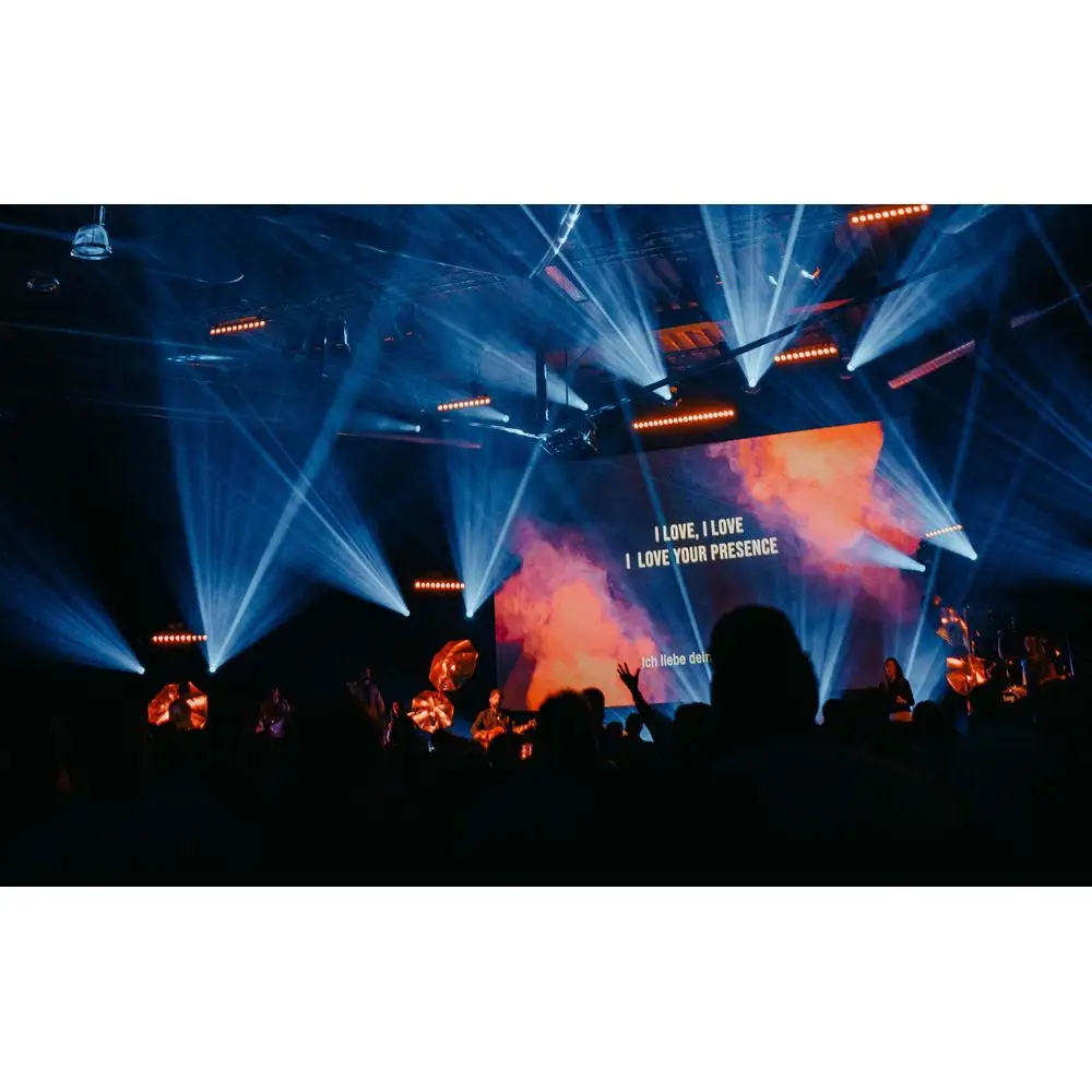 Light performance. Выступление на сцене. Light performance. Light performance. Свет на концерте.