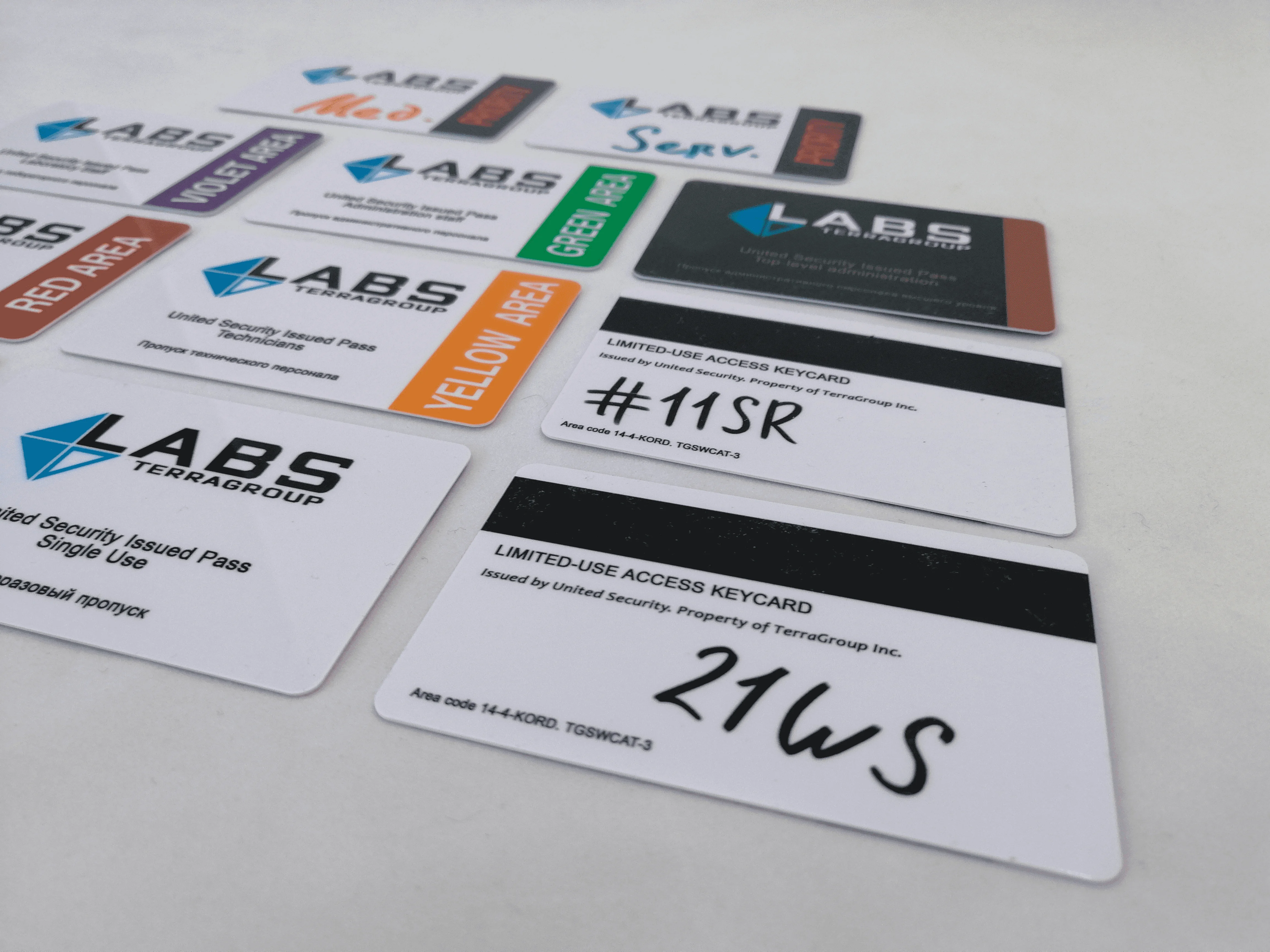 карты 11 00. карты bicycle от theory11. Snugboat11 карты. карты для фокусов. Theory11 - contraband.