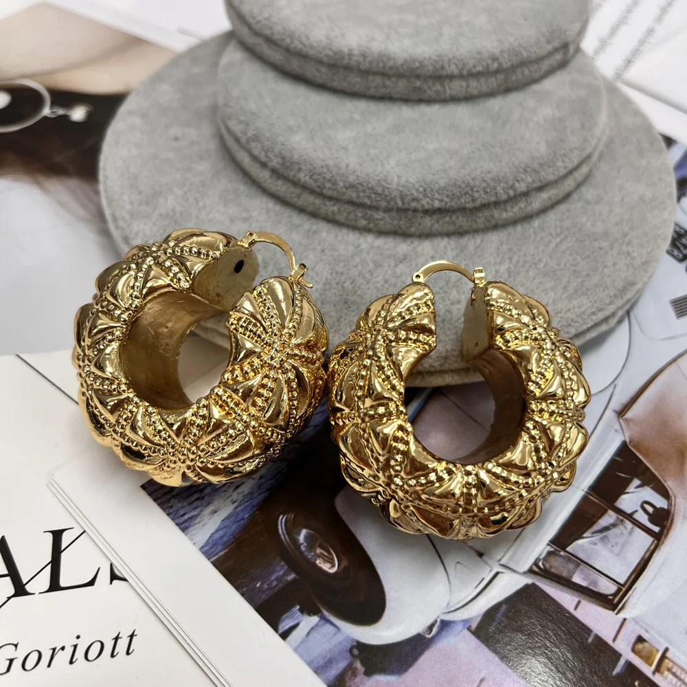 

Dubai Women Jewelry Set for Women Gold Color Hoop Earrings Nigerian Wedding Party Gifts African Brazilian Earrings Accessories