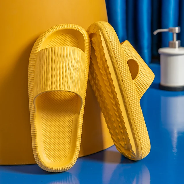 

2022 Sandals Home Slippers Summer Thick Sole Women Indoor Bathroom Anti-Slip Slippers