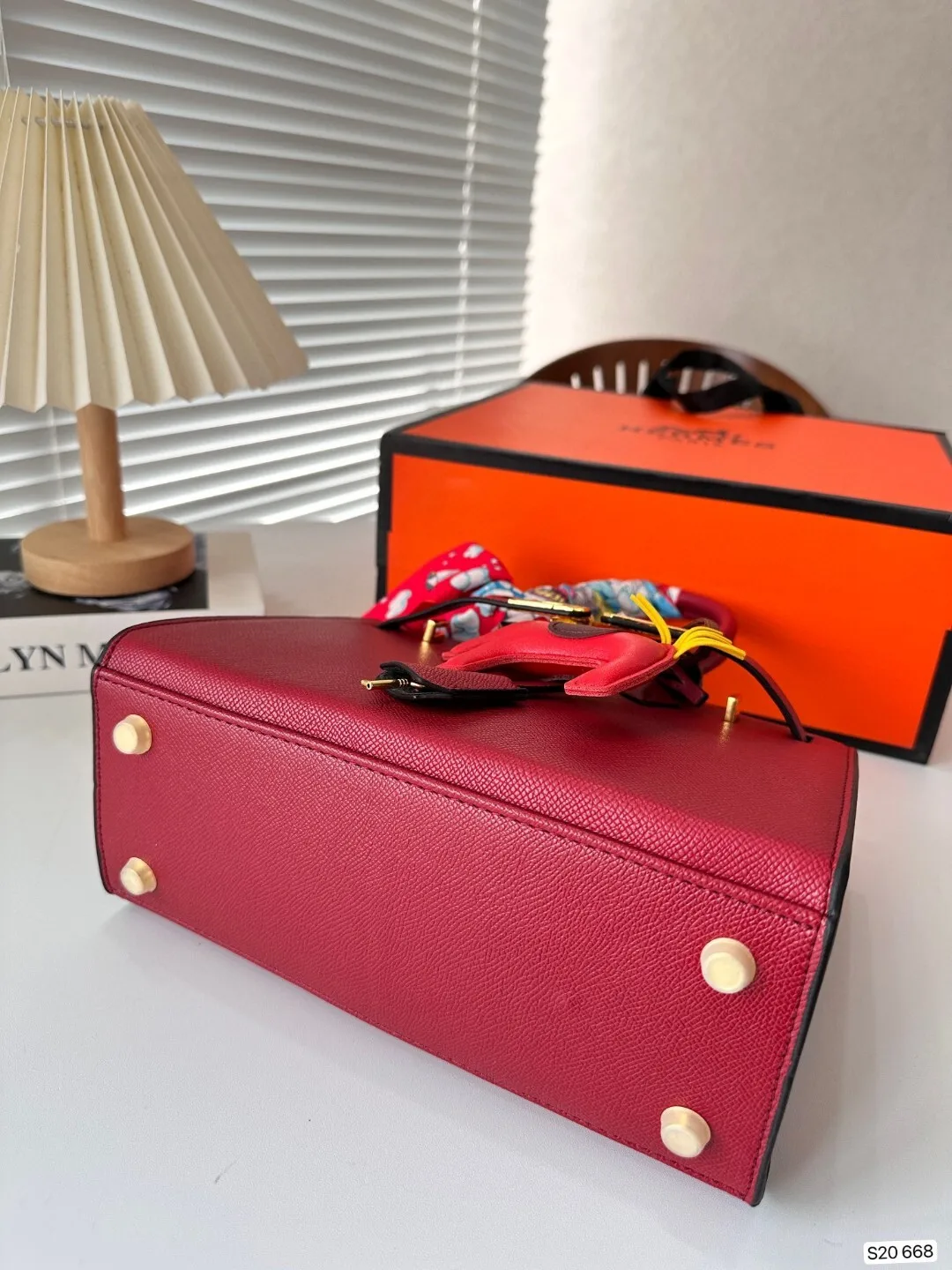 точная копия 1:1 Сумка Из ВолоВьей Кожи