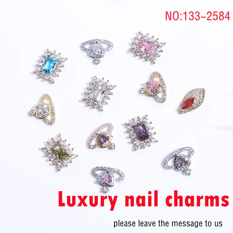 

5 Pcs Luxury Brand Logo Nail Jewelry Nail charms Designer Parts Pearl Rhinestones Zircon Manicure Art Decoration Accessories