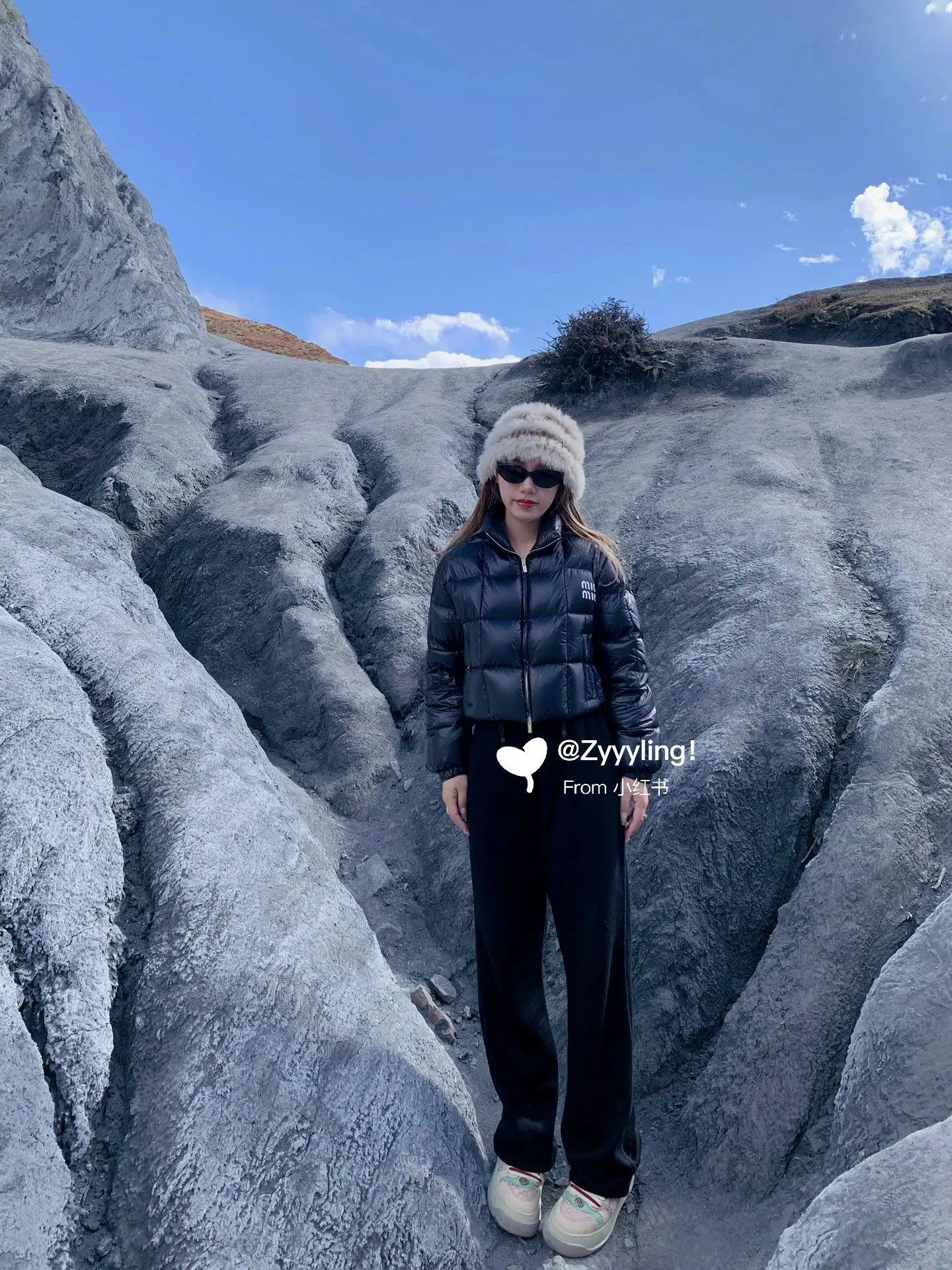 Пуховик в стиле Miu