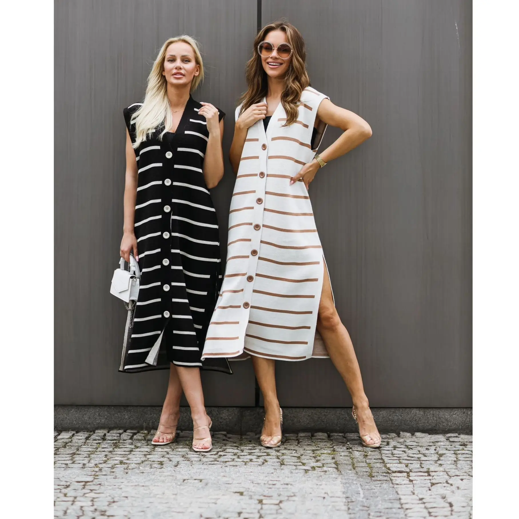 

Women's Striped Front Buttoned Sleeveless Knit Dress Slash Detailed V-Neck Knitwear Elegant Luxury Dress