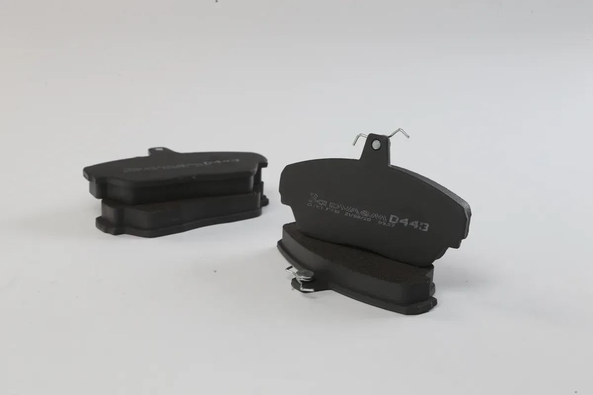 Колодки тормозные передние к-т 4 шт. &quotЗа рулем&quot для ГАЗ 3110 3111 3302 -