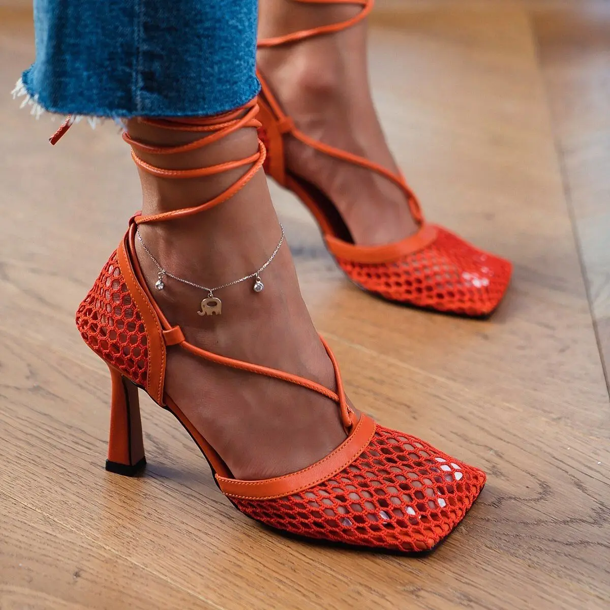 2022 New Elegant Sexy Crystal Diamonds Breathable Mesh Women Pumps Shoes Fashion Hollow Out Summer Lace-Up High Heel Sandals