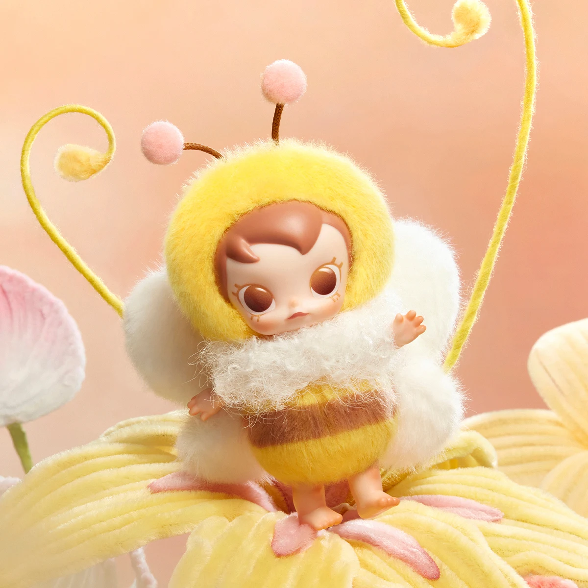 Фото 【UK】POP MART Baby Molly Buggy Roam Series - Виниловая плюшевая подвеска-фигурка в закрытой упаковке (1/4 шт.) POPMART BlindBox Mystery Box №5