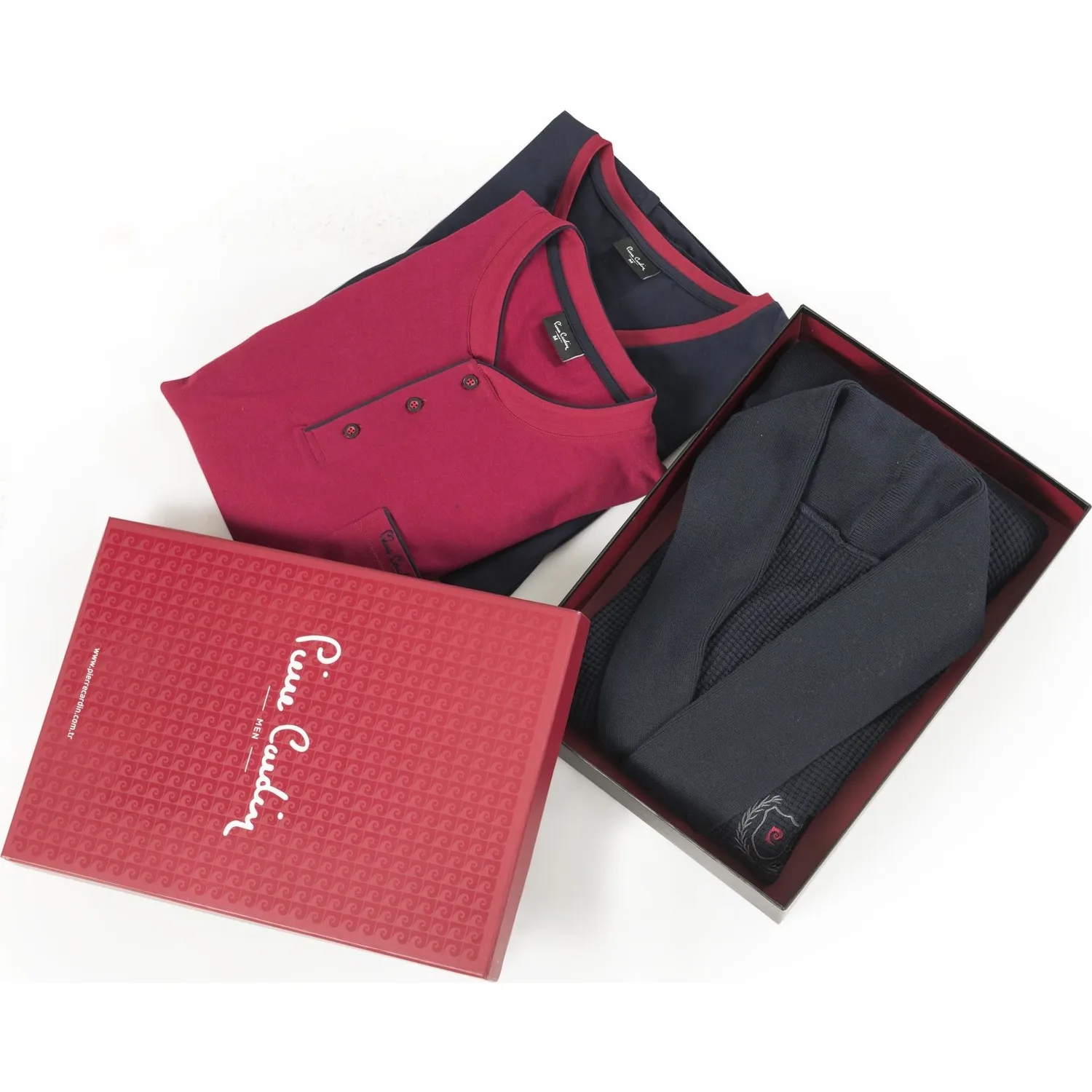 Рисунок 5 - Pierre Cardin Мужской трикотажный костюм для приданого