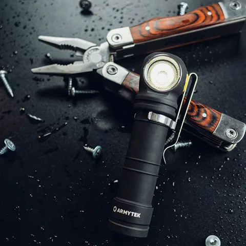 Налобный фонарь Armytek Wizard C2 Pro Max 4000 лм, 114 метров, IP68, магнитная зарядка