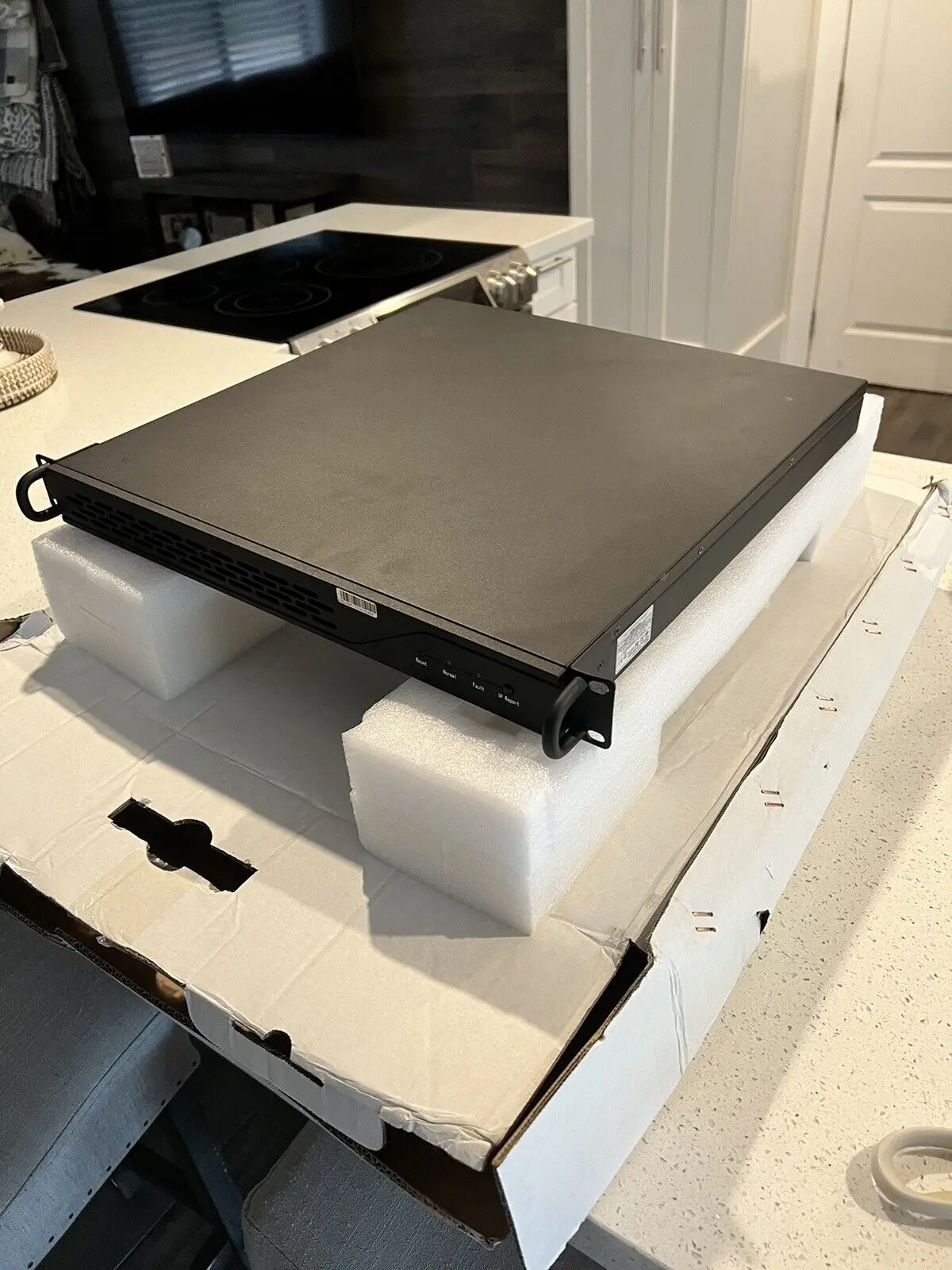 

Новый крипто-Майнер JASMINER X4 1U 520 MH - ETC в коробке, всего 240 Вт! Мой эт