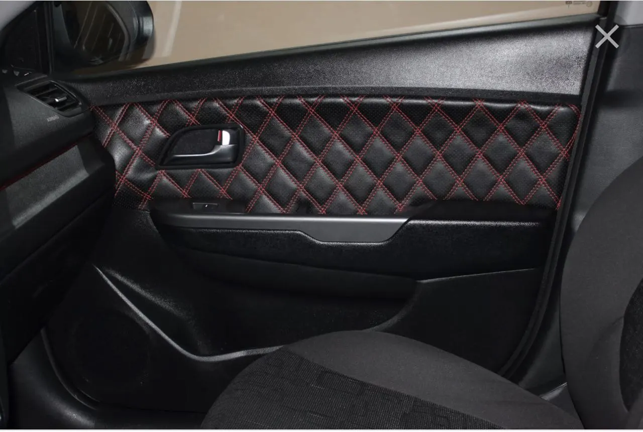 Дверной перетяжка. Салон бентли алькантара. Перетяжка дверей автомобиля. Mitsubishi lancer 9 панели дверей. Дверной перетяжка.