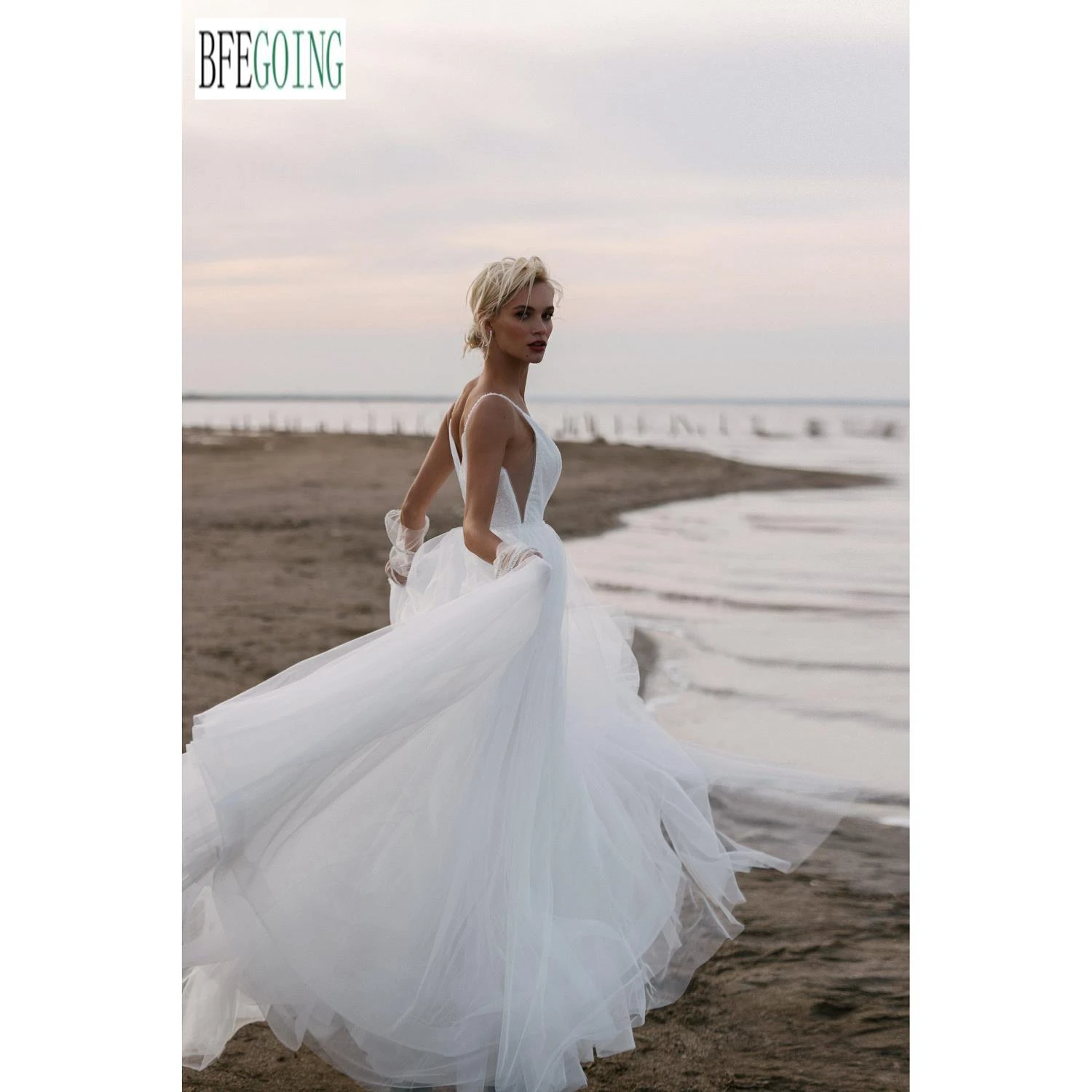 

White Tulle Beading A-Line Wedding Dresses Chapel Train Custom Made Floor-Length V-Neck Spaghetti Straps Layered Skirt