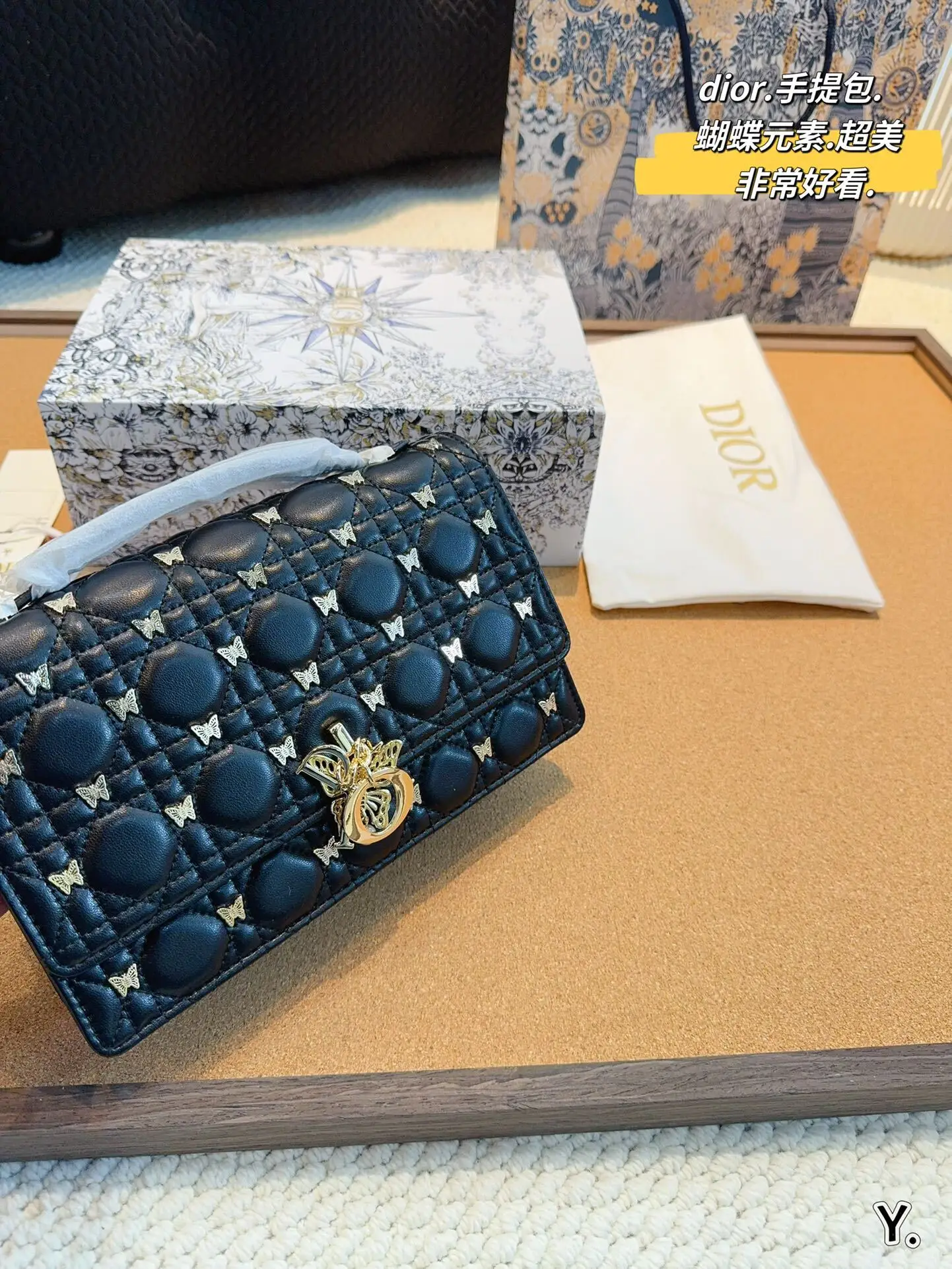 Dior Style Copy1:1 Новая С Цепочкой В Виде БаБочки На Все Через Плечо Классная ТексТура