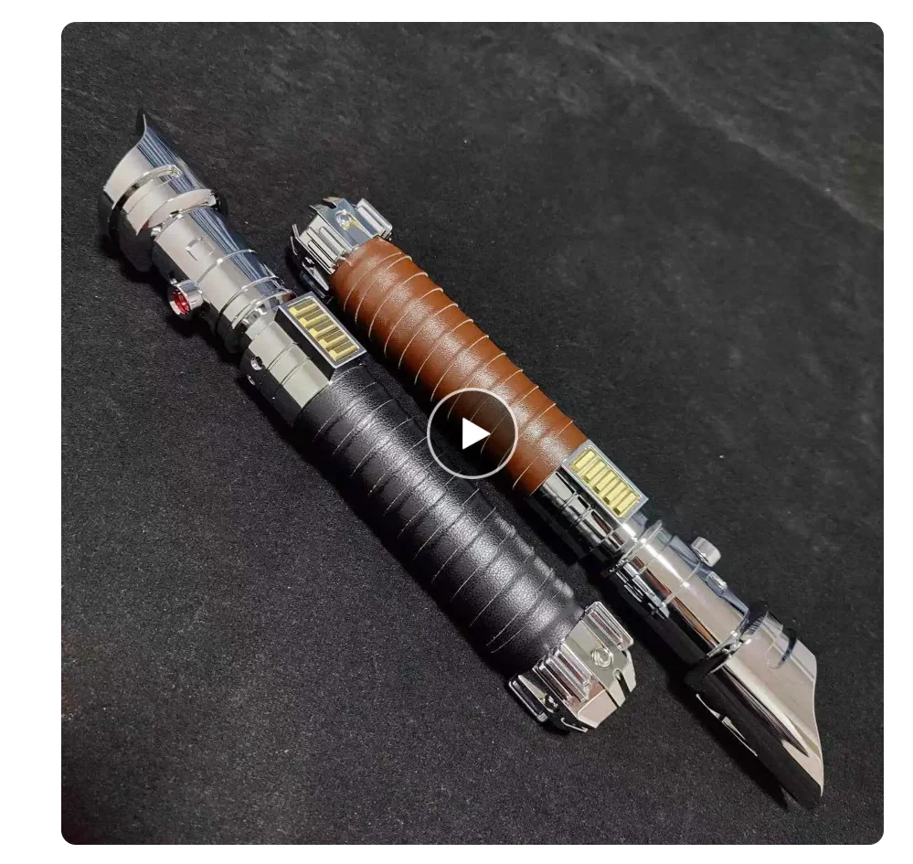 

100% высококачественный световой меч Starkiller TFU2. Доска proffie, плавные качели, соматосенсорный переключатель меча, 31 комплект звука и