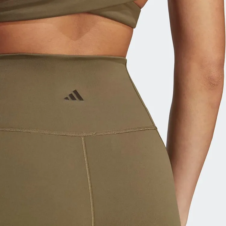 Рисунок 5 - Женские повседневные колготки Adidas