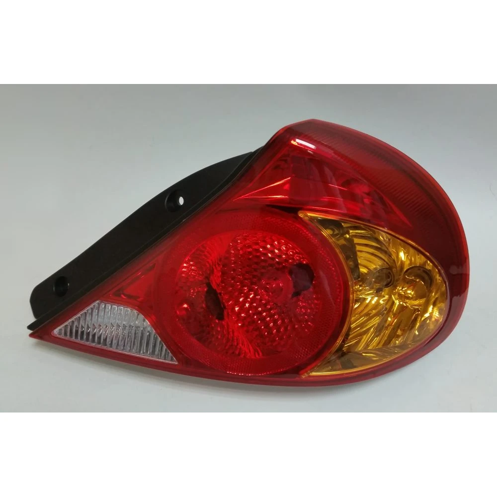 фонарь задний левый mazda 323bj. 924013w000. фонарь задний правый toyota corolla 120. мазда 3 задние фонари. 924013z500.