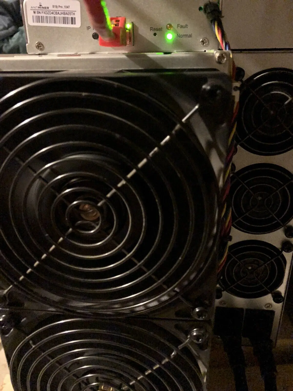 

AZ купить 2 получить 1 бесплатно Bitmain Antminer S19J Pro 104TH ASIC Bitcoin Miner