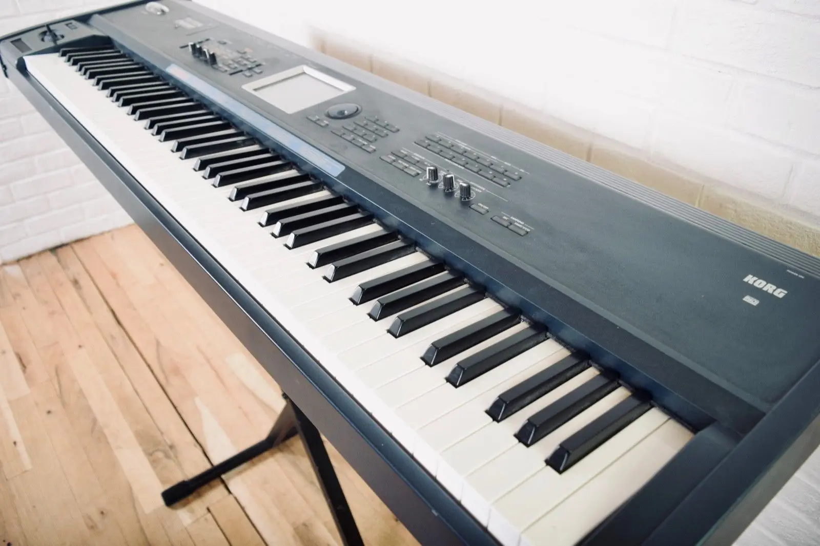 

ORDER NEW Korg Oasys 88 Key Piano Keyboard Synthesizer