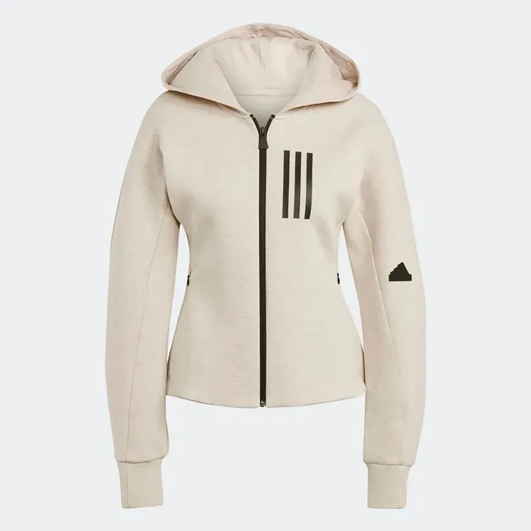 Рисунок 4 - Женские повседневные пальто Adidas