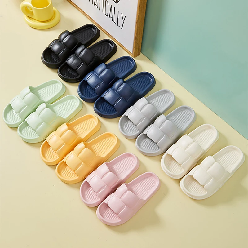 Couple Cloud Slippers Women Summer Soft Beach Thick Platform Indoor Home Bathroom Non-Slip Sandals And Slippers Men Flip Flops