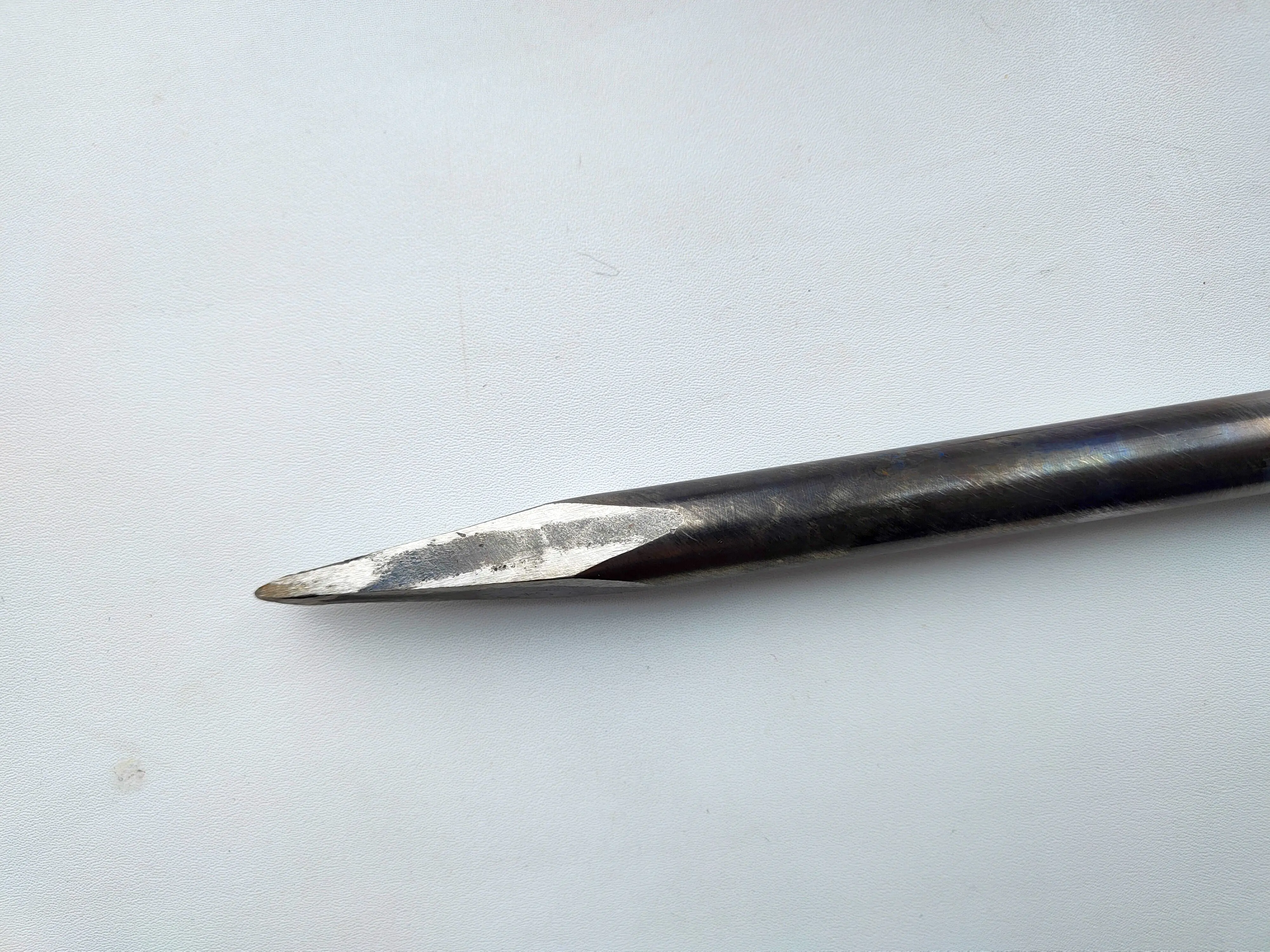 титановая монтажка монтировка. инструмент из титана. 68504 монтажка пика. монтировка 850 мм (пика) цинк сервис ключ. монтажка силовая cr-mo 930 мм.