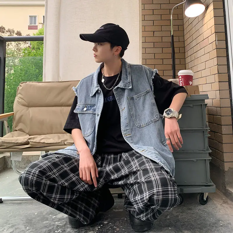 Жилет мужской джинсовый без рукавов винтажная одежда из денима спортивная