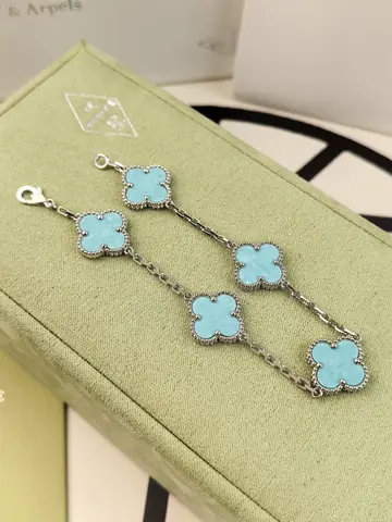Ювелирные изделия Van Cleef & Arpels