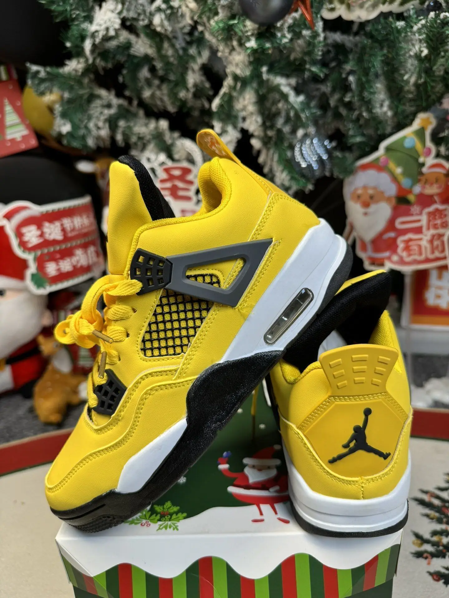 Кроссовки Nike Air Jordan 4 В Соотношении 1:1