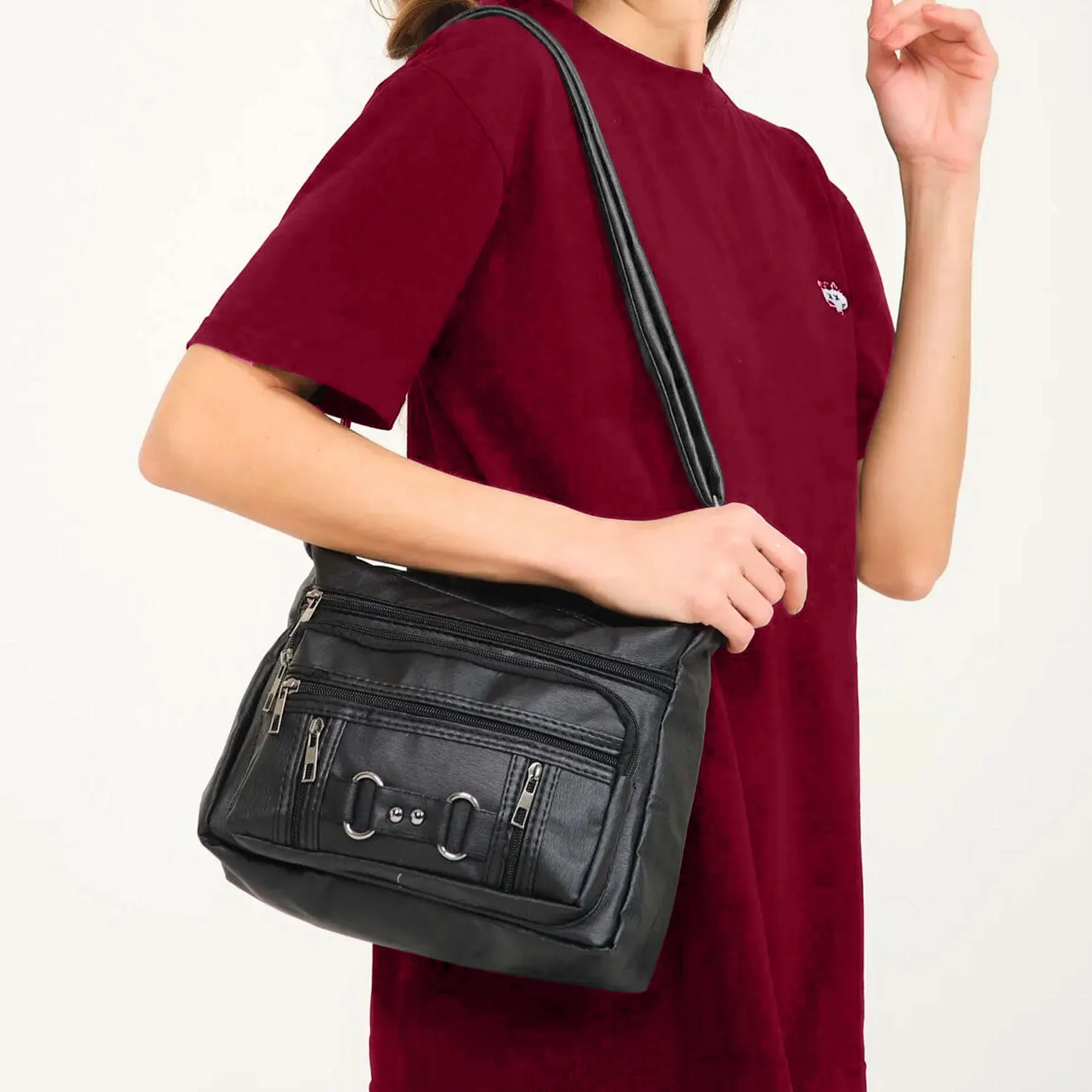 

Lederax Multi Compartment Pu Leather Women's Shoulder Bag LD409