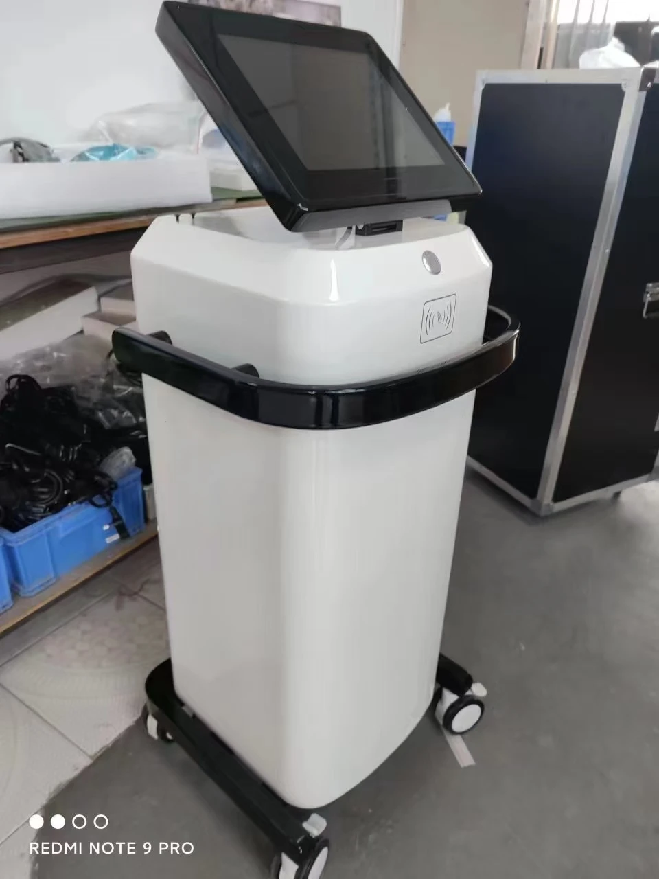 Фотоаппарат для фотосъемки с 2 ручками