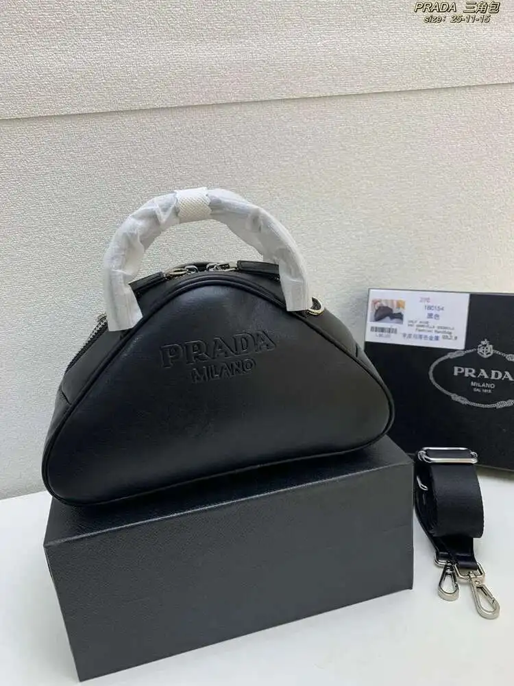 Кожаная Сумка В Стиле 25см*11см*15см |