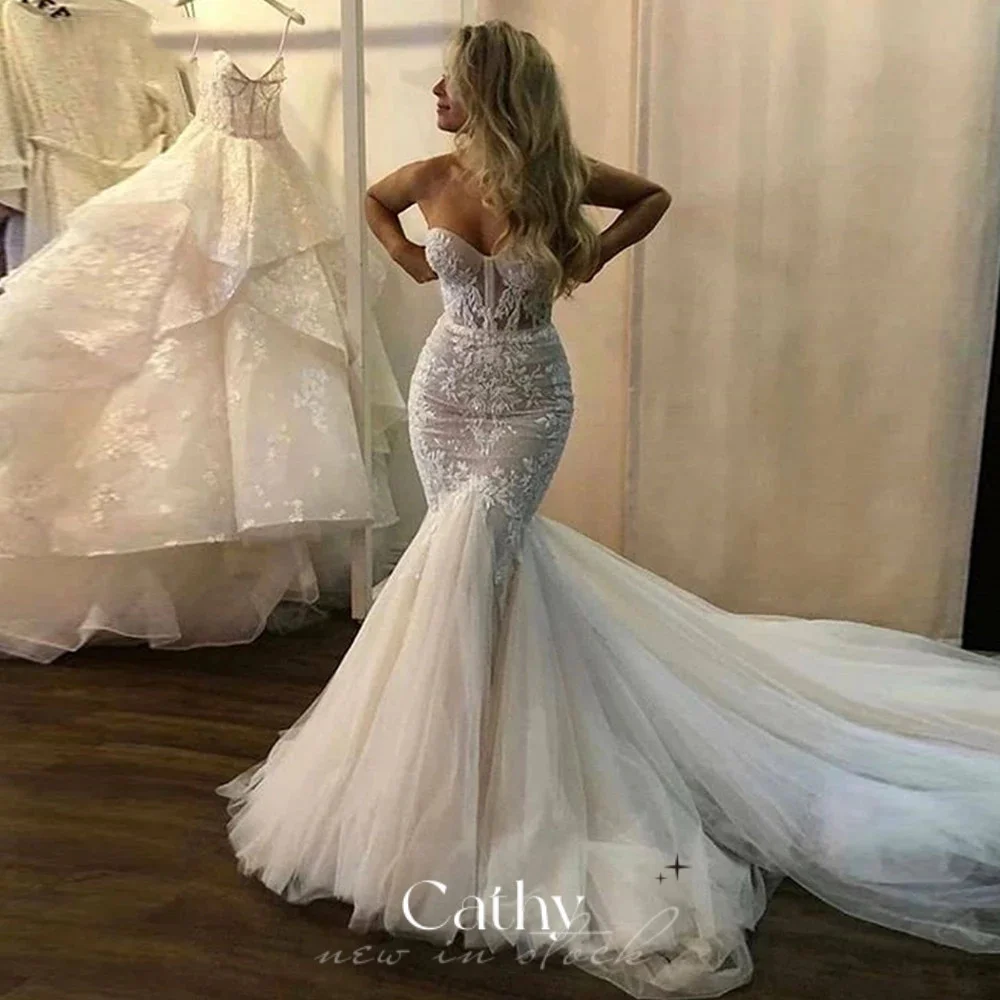 

Sexy Strapless Mermaid Wedding Gown Tulle Sweep Train Vestidos De Novia Handmade Lace Embroidery Wedding Dresses For Women Bride