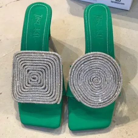 

Женские шлепанцы на квадратном каблуке, летние шлепанцы с кристаллами и квадратным носком, модные уличные шлепанцы, роскошная обувь на кабл...