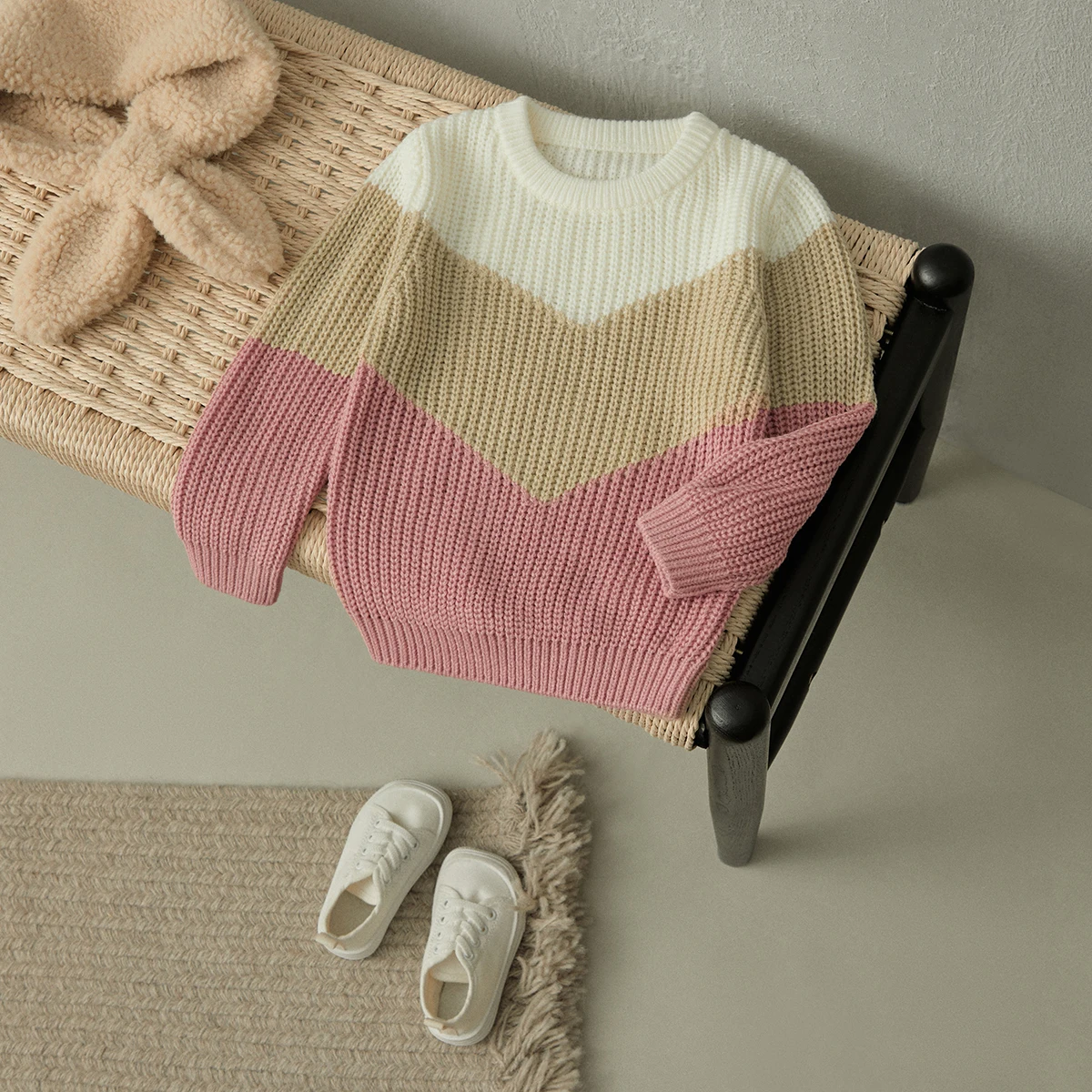 

BeQeuewll Autumn Winter Baby Knit Sweaters Cute Long Sleeve Round Neck Contrast Color Pullover Tops Toddler Sweatshirts