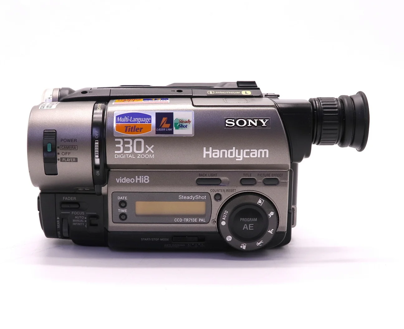 Видеокамера Sony CCD-TR713E