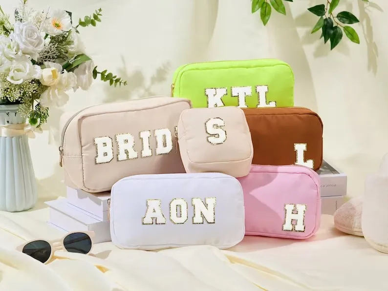 

Customize DIY Letters Patch Heart Pearl Rhinestone Nylon Durable Waterproof Pouch Makeup Case Nylon Travel Cosmetic Bag