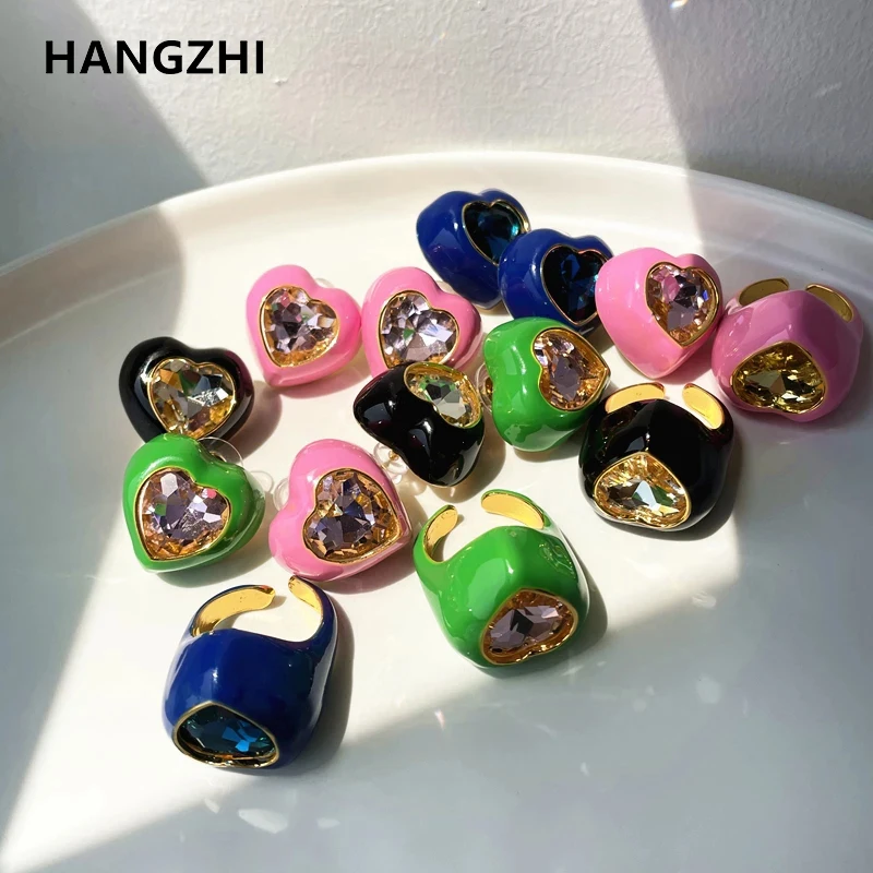 

HangZhi 2021 New Colorful Heart Crystal Rhinestones Love Stud Earrings for Women Girls Jewelry Y2K Ins Fashion Party Birthday