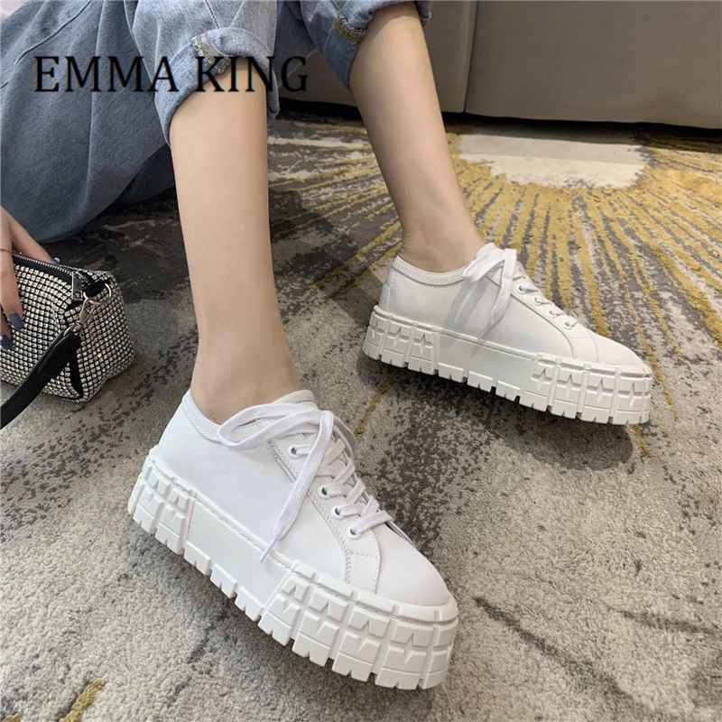 

Spring Autumn Women Platform Sneakers Thick Bottom Lace Up Trainers Waterproof Nylon Upper Round Toe Women's Casual Shoes