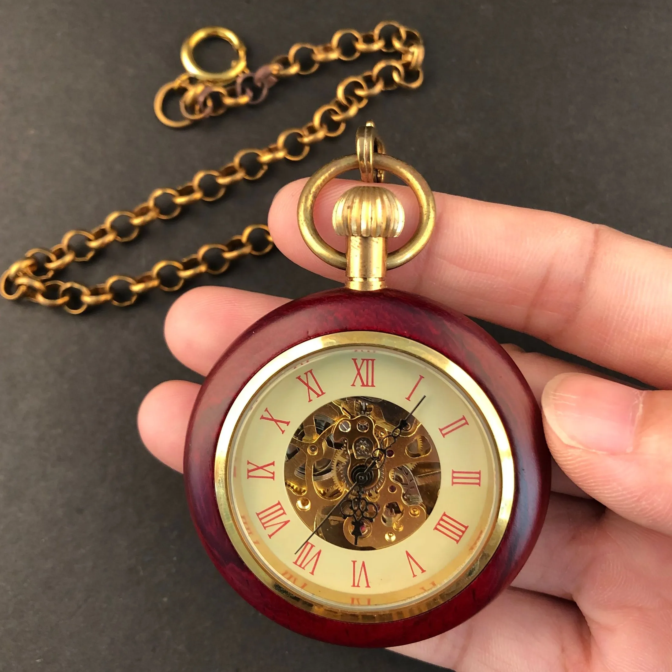Vintage Red wood Pocket Watch Round Steampunk Antique Mechanical Wall Watch Mens women universal clock Gift reloj de bolsillo