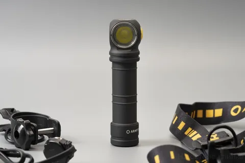 Фонарь ArmyTek Wizard C2 Pro Max Magnet USB (белый свет)