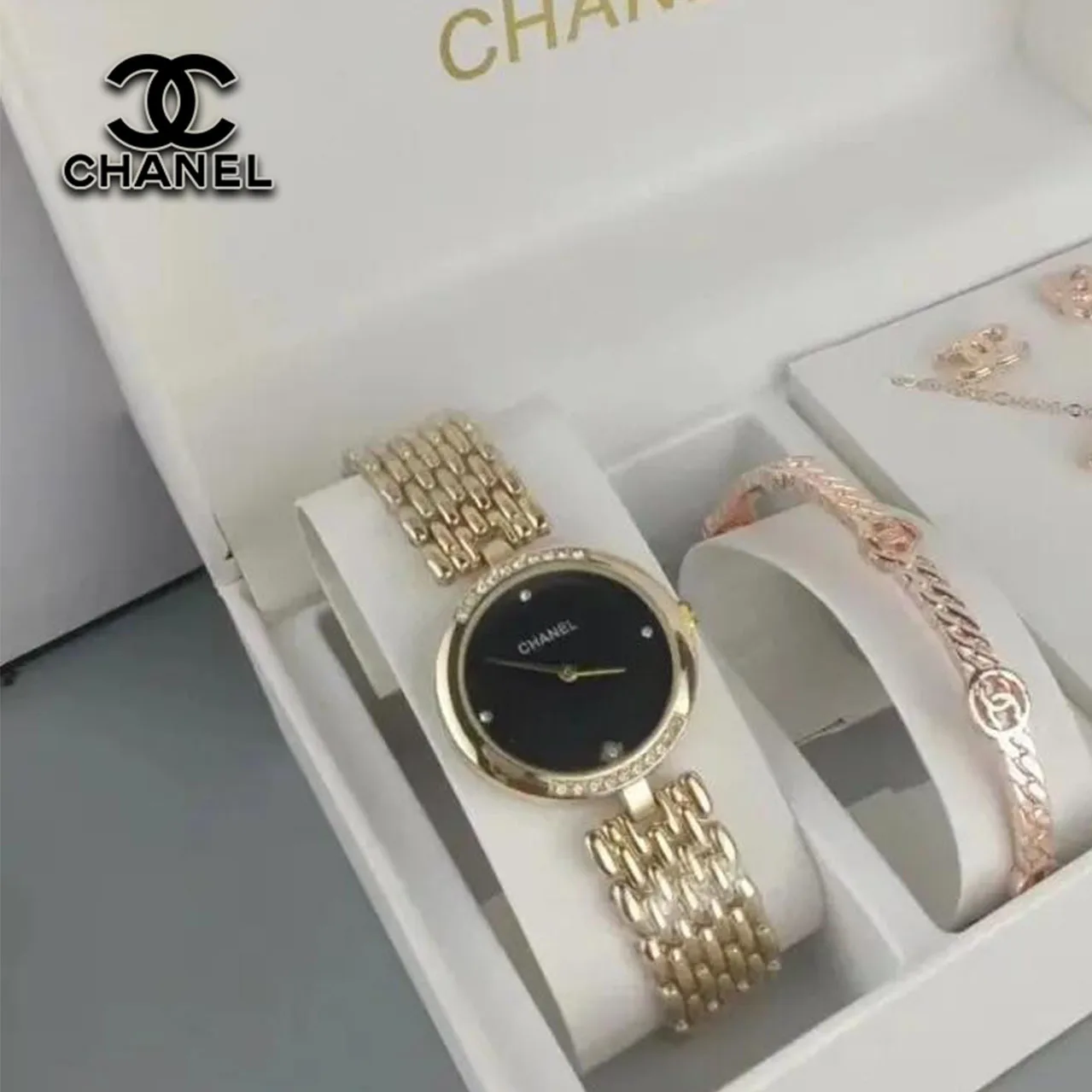 Часы в стиле Chanel женские легкие роскошные модные изысканные миниатюрные